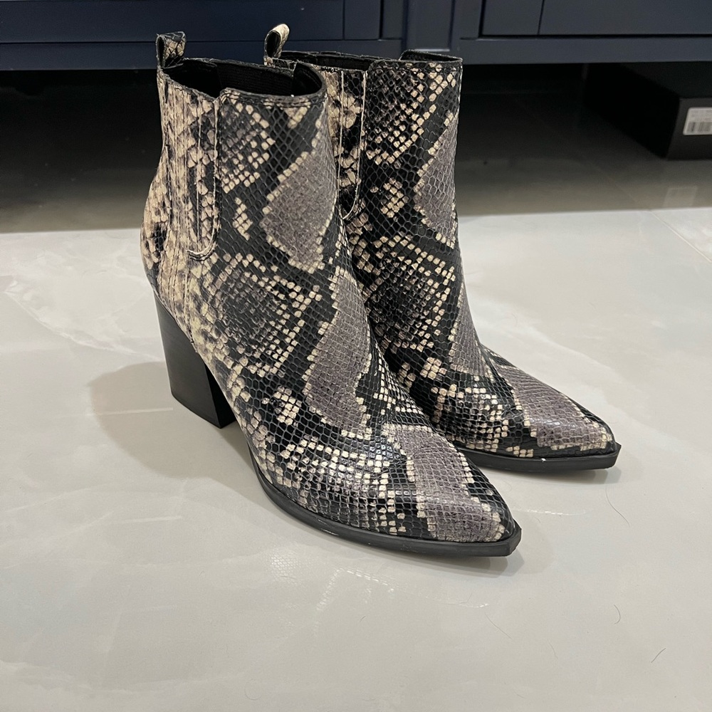 Marc Fisher Alva Pointy Toe Bootie